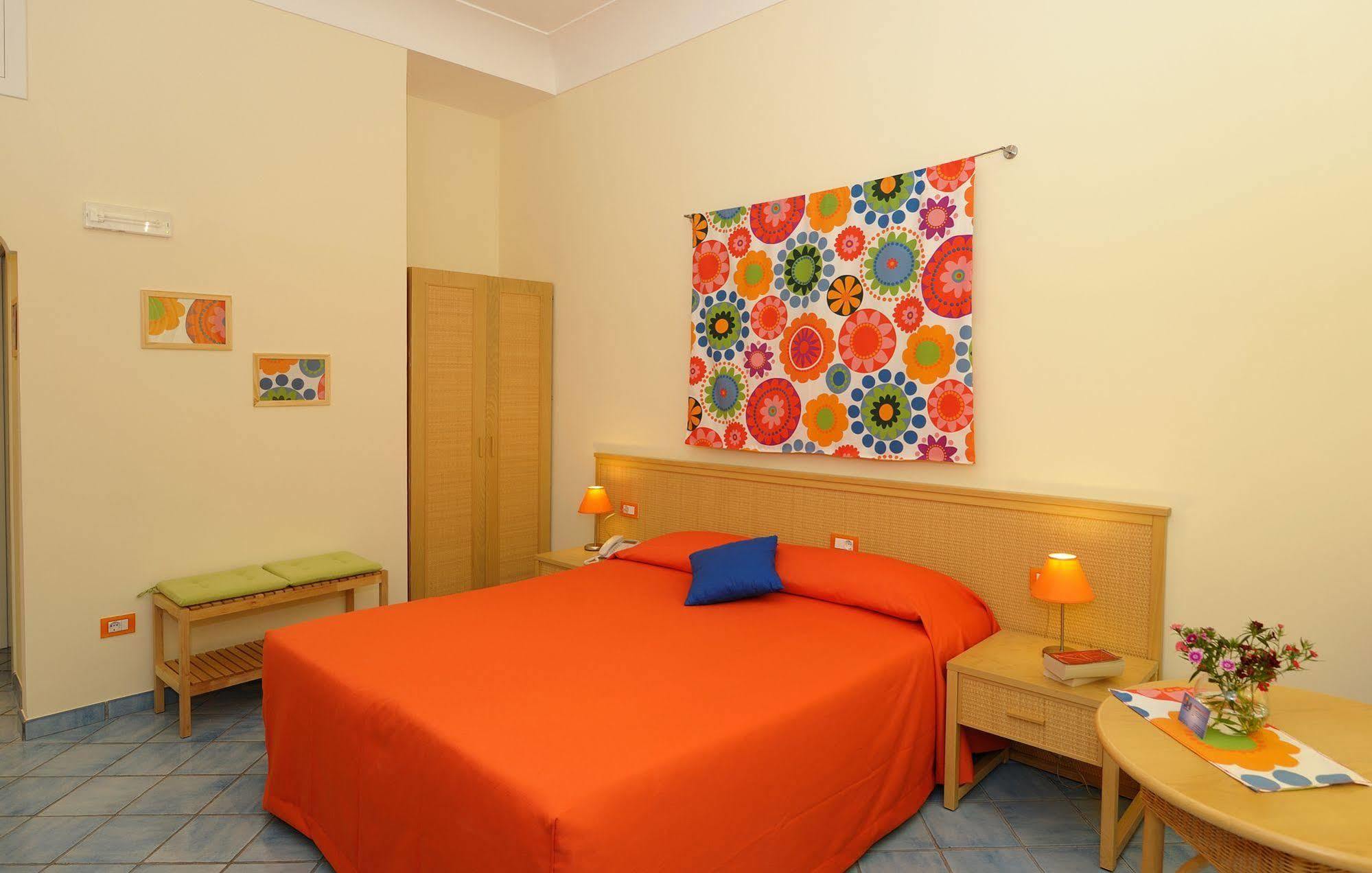 מלון אמאלפי Sharon House מראה חיצוני תמונה